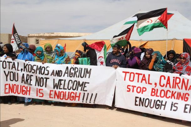 saharawi_women_protest_total_kosmos_agrium_610.jpg